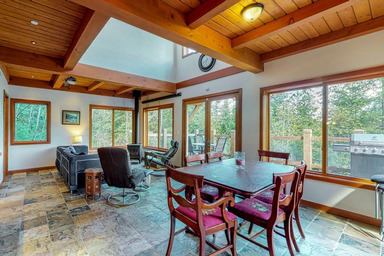 Вилла Woodland Hideaway In The Hills Lake Stevens Экстерьер фото