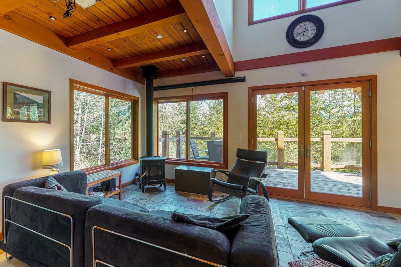 Вилла Woodland Hideaway In The Hills Lake Stevens Экстерьер фото