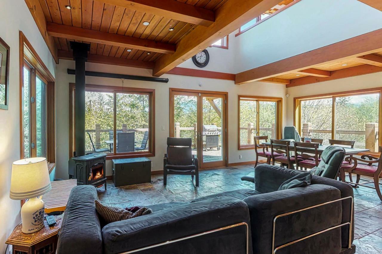 Вилла Woodland Hideaway In The Hills Lake Stevens Экстерьер фото